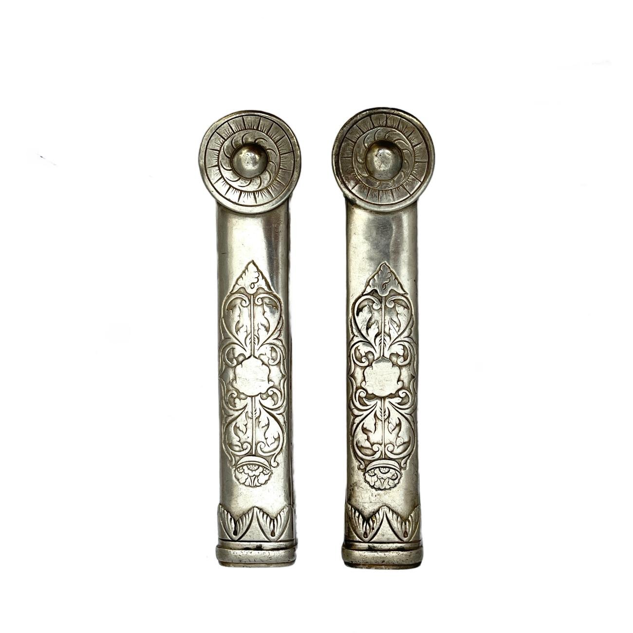 Par de pasadores en plata