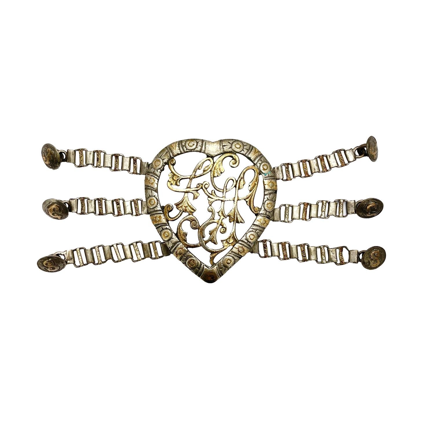 Rastra criolla en plata y oro