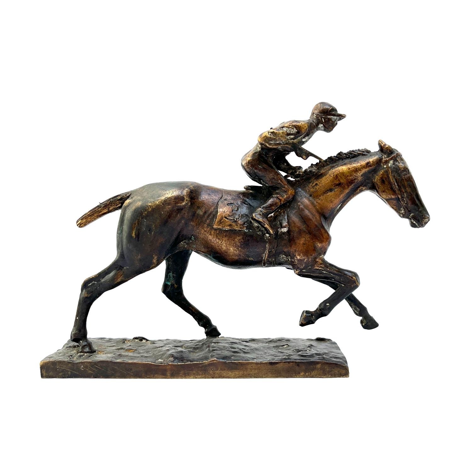 Enrique Castells Capurro "Con la fusta bajo en brazo"