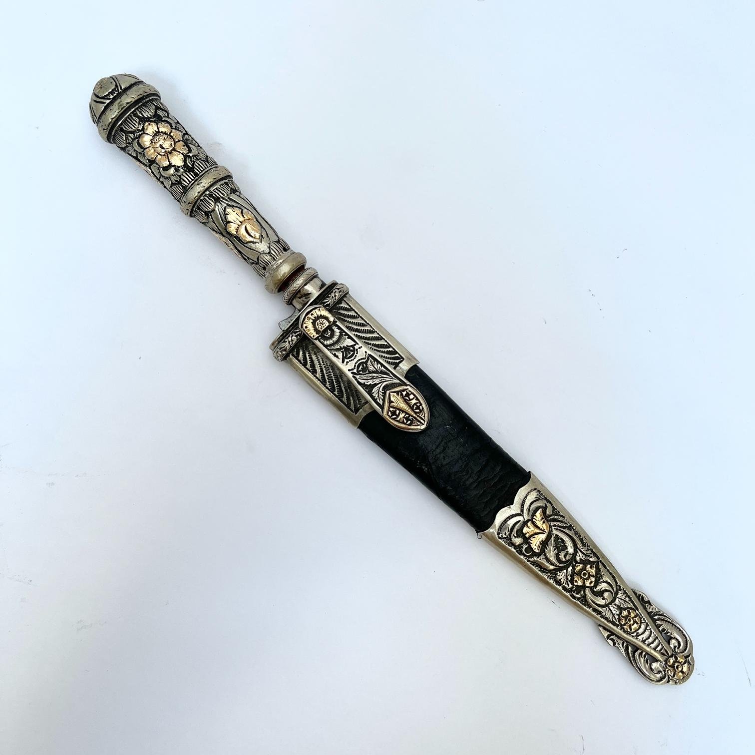 Cuchillo criollo "Cazador al Filo"