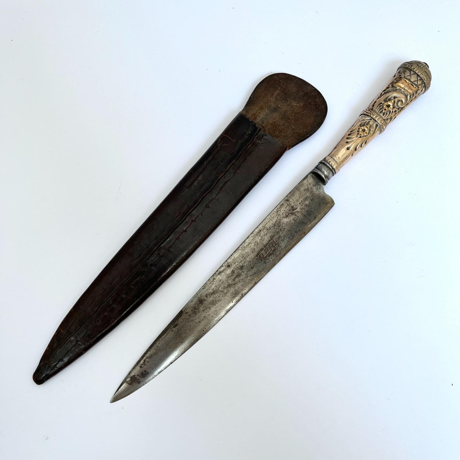 Cuchillo criollo "Raal"