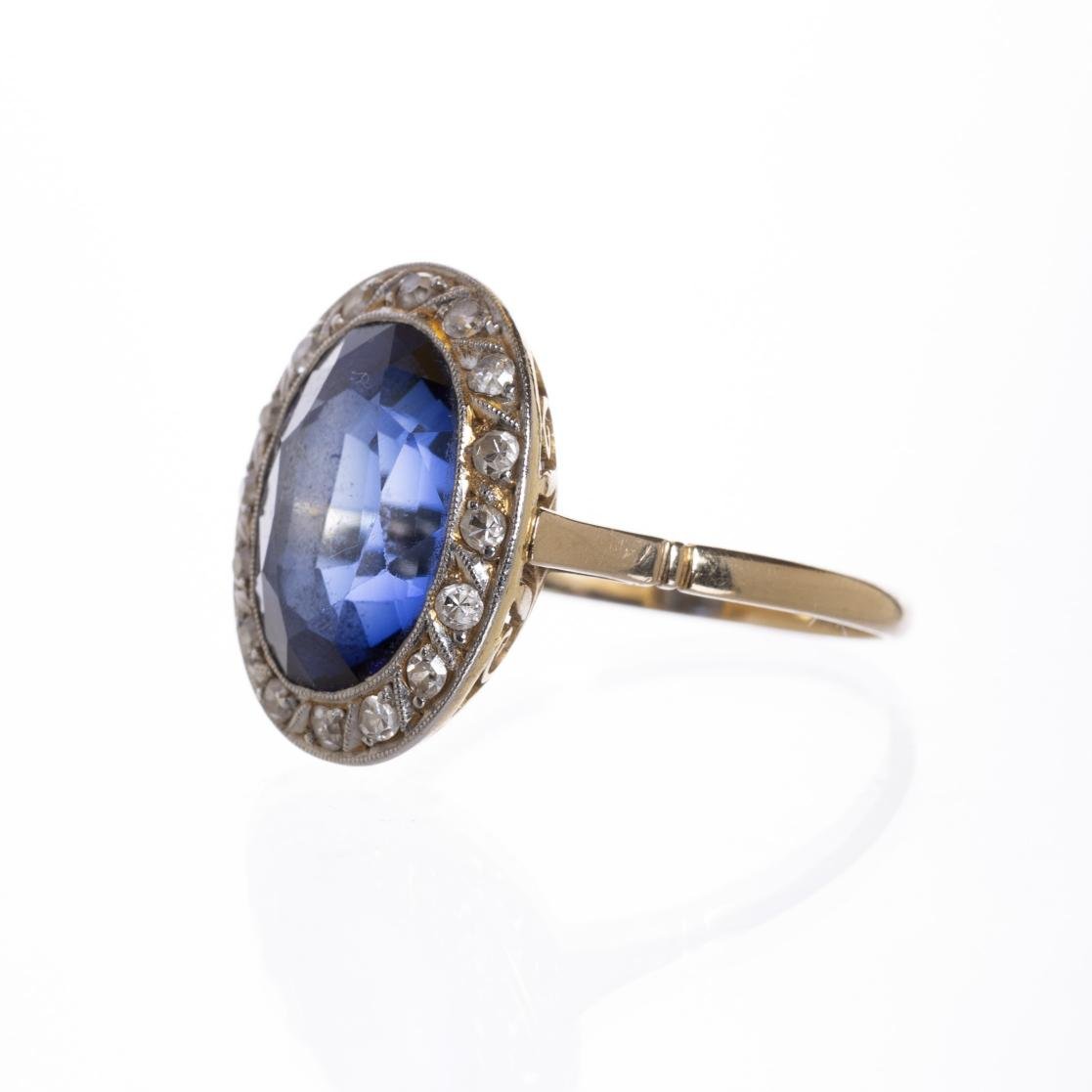 Anillo en oro 18 K con zafiro y brillantes - Imagen 2