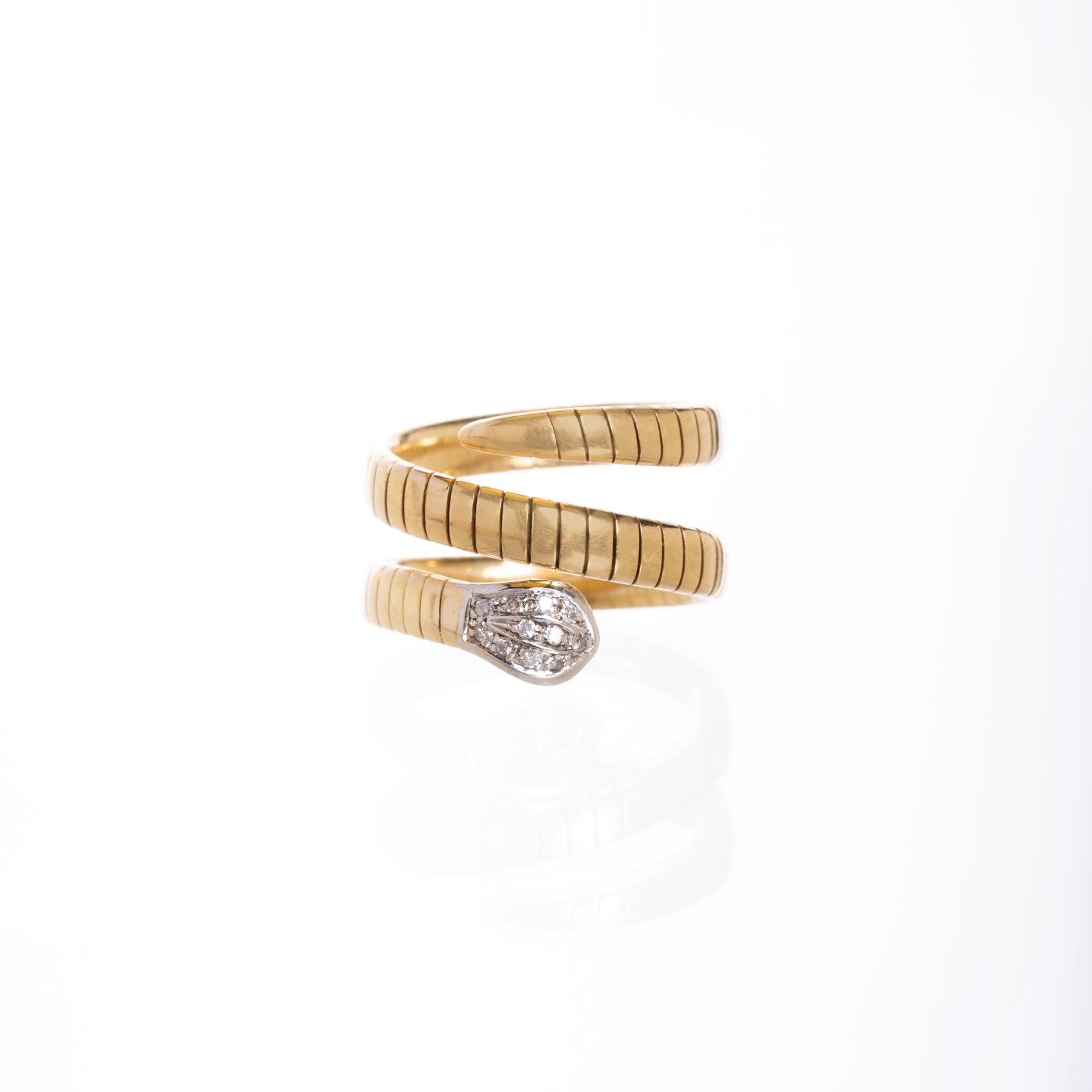 Anillo en oro 18 K y brillantes