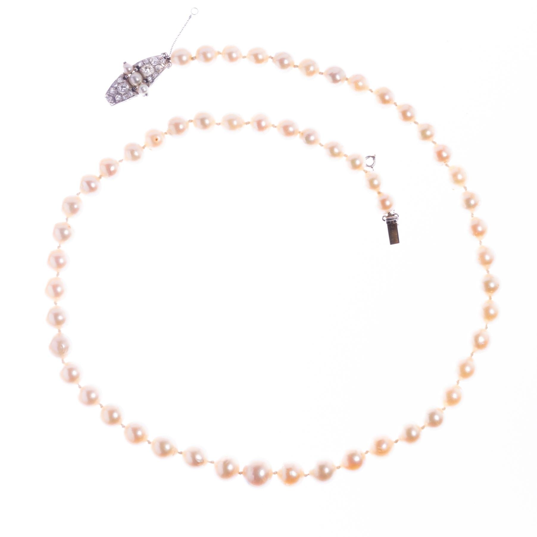 Collar de perlas, oro 18 K y brillantes