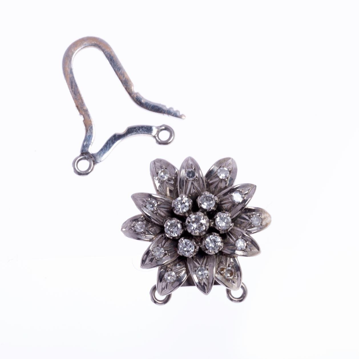 Broche en oro y brillantes