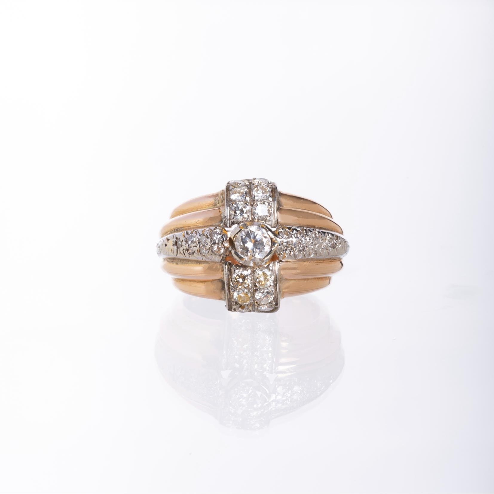 Anillo en oro 18 K con brillantes