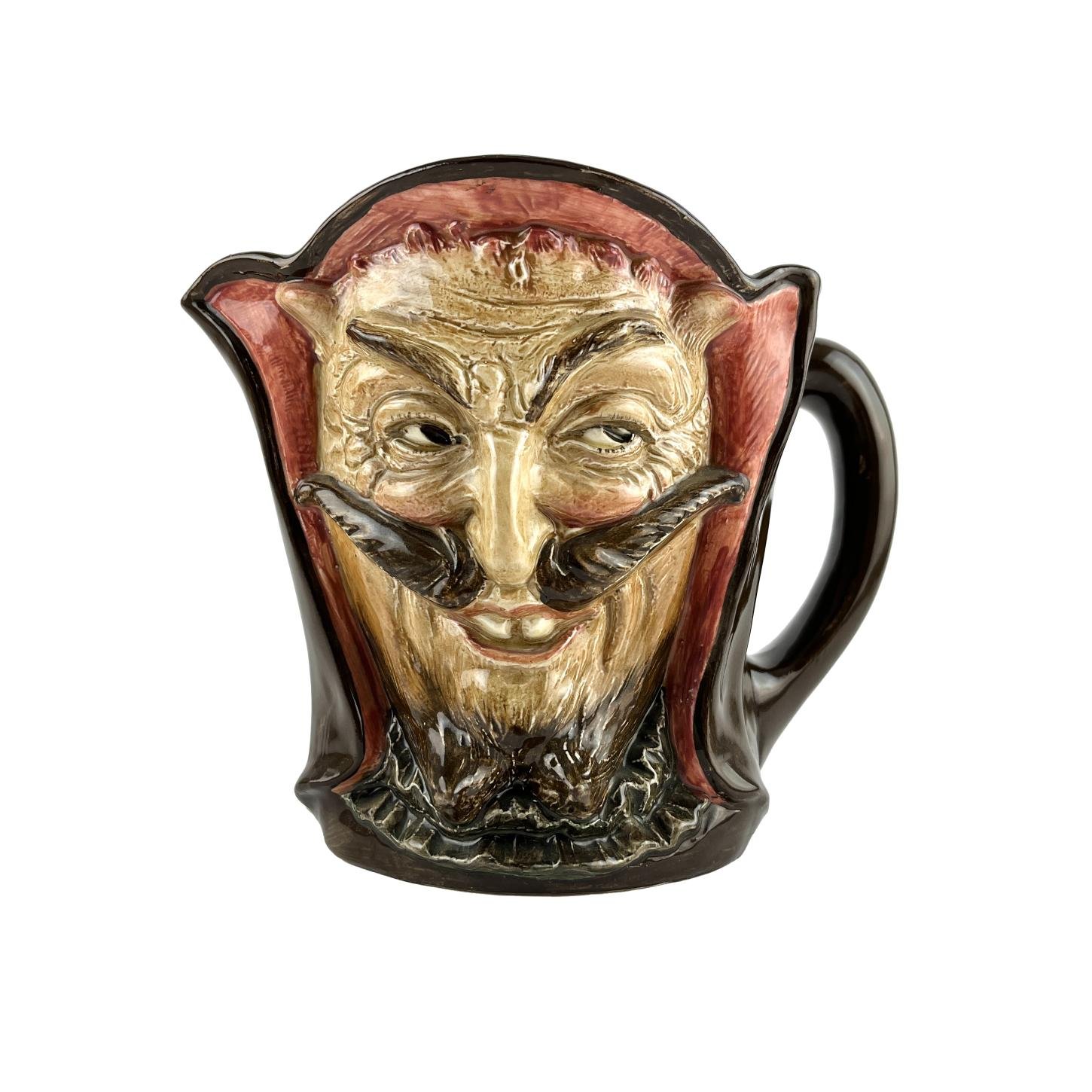 Jarra en loza Royal Doulton