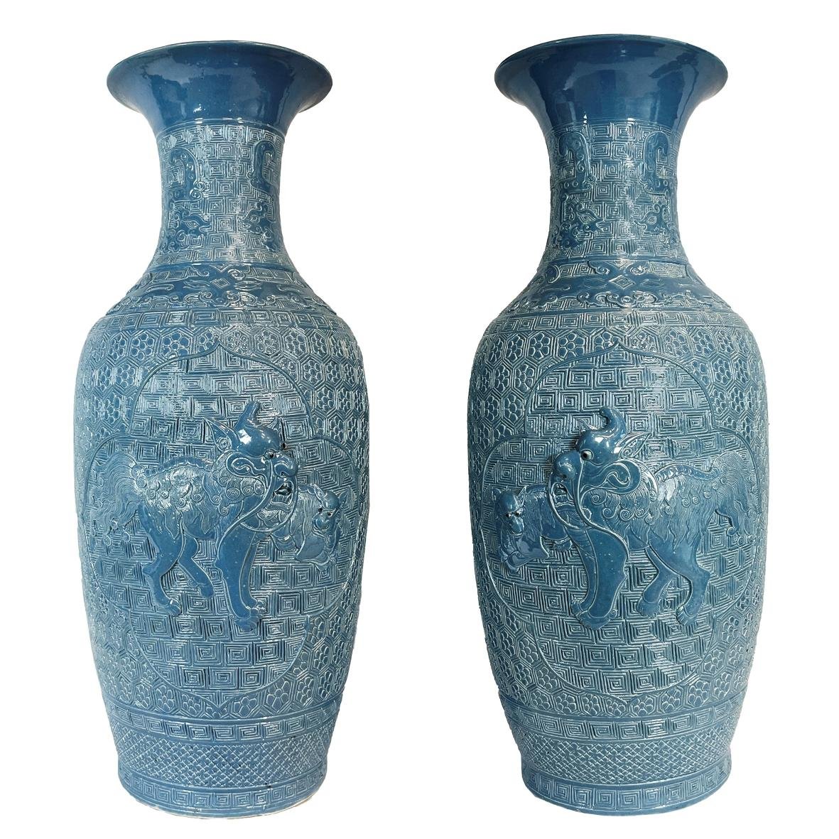 Par de jarrones chinos en porcelana celeste