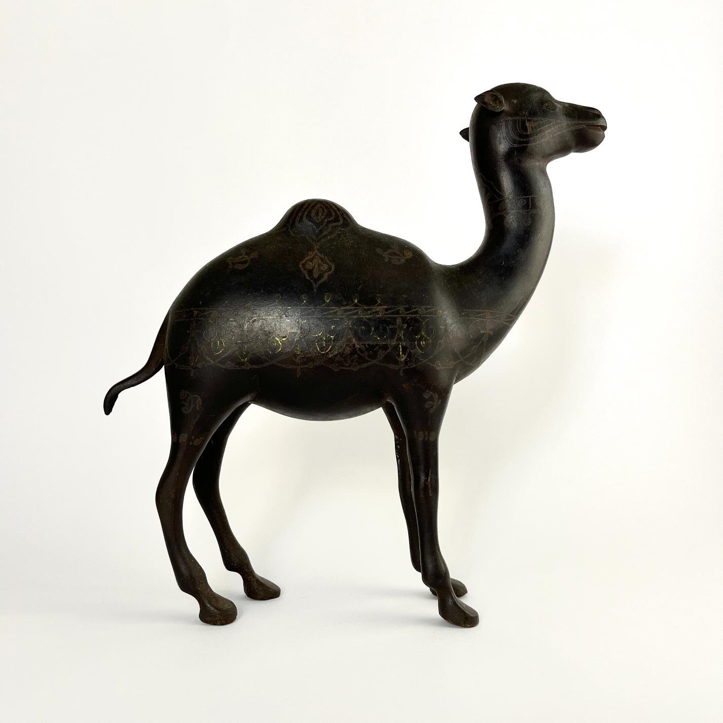 Escultura persa en hierro