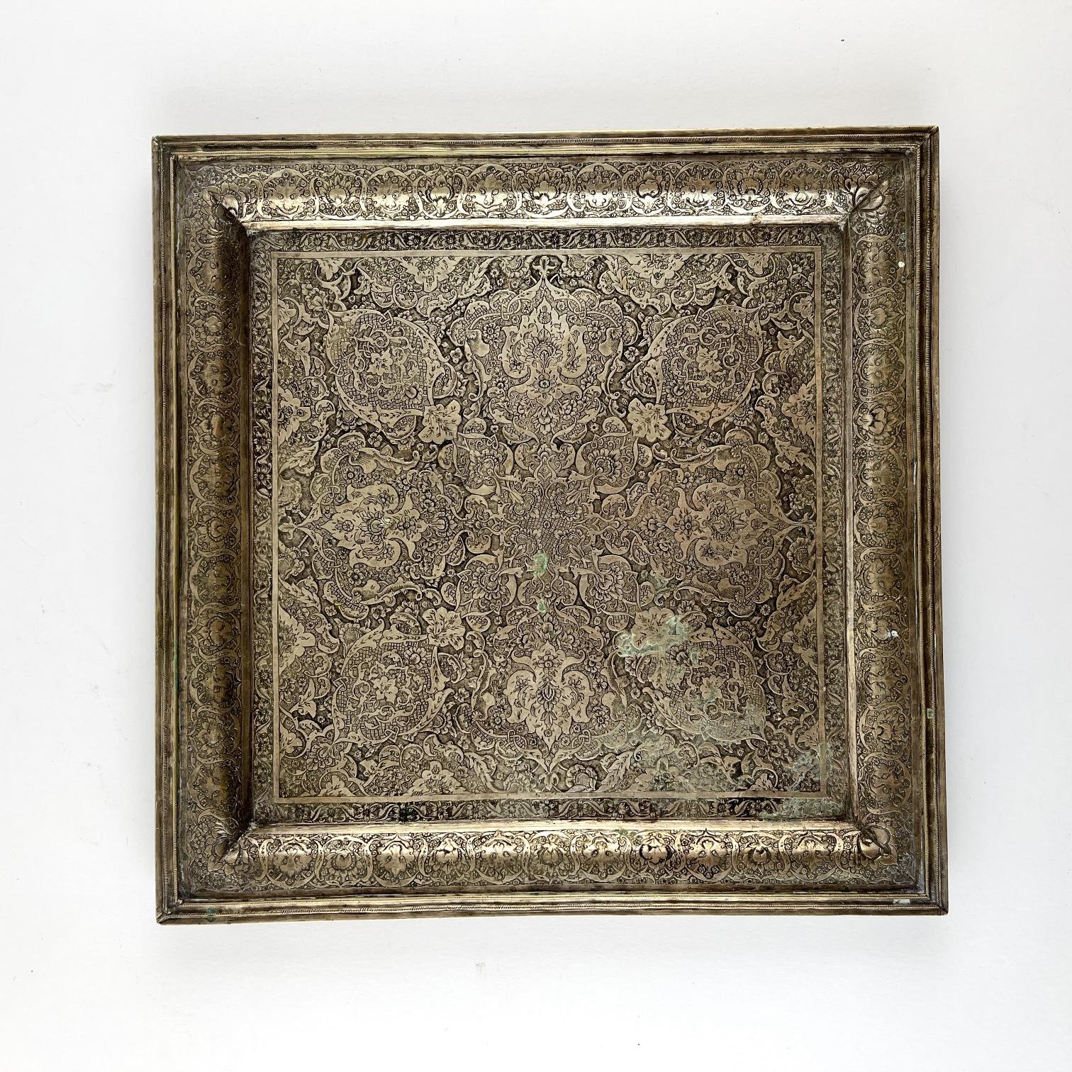 Bandeja en plata persa