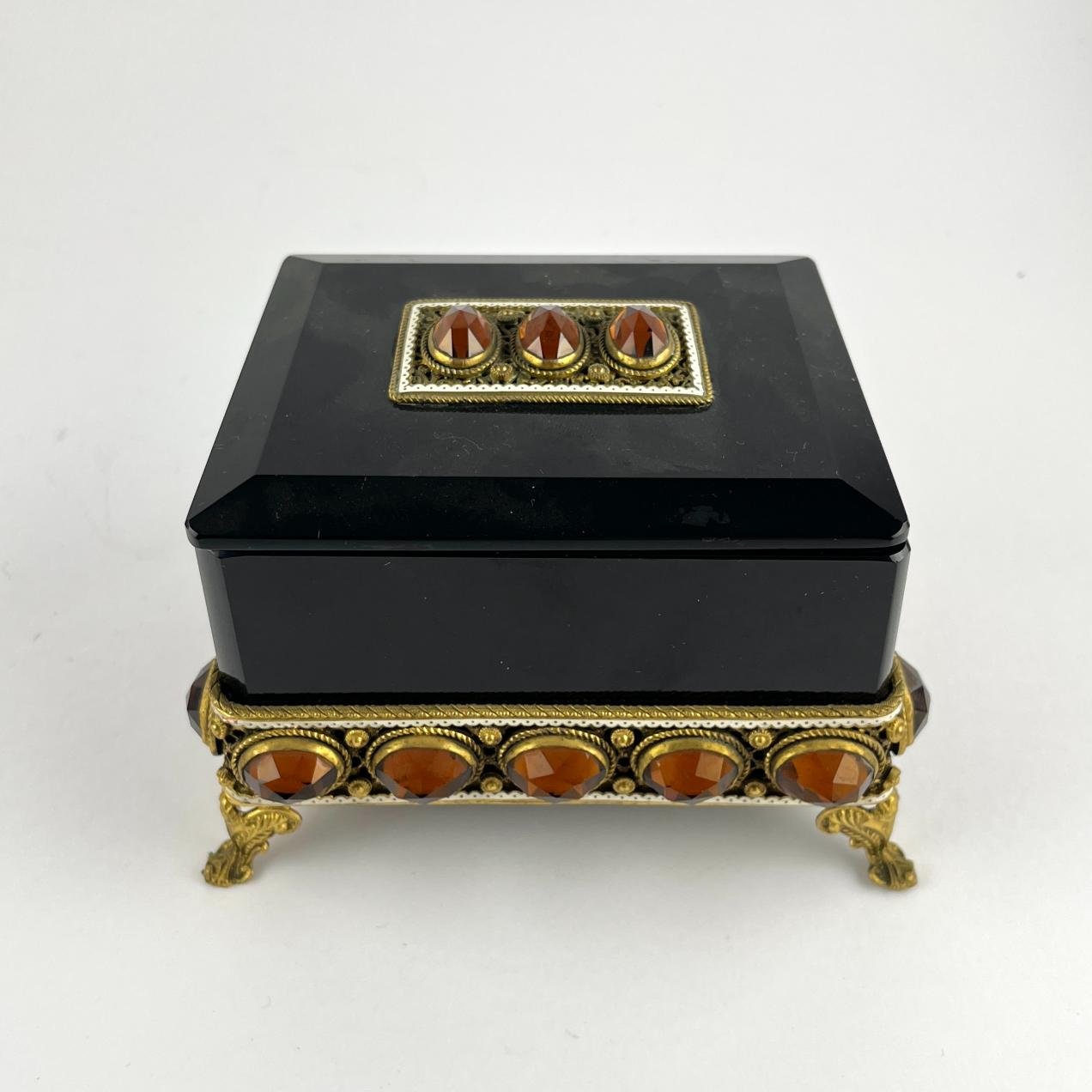 Alhajero europeo en ónix