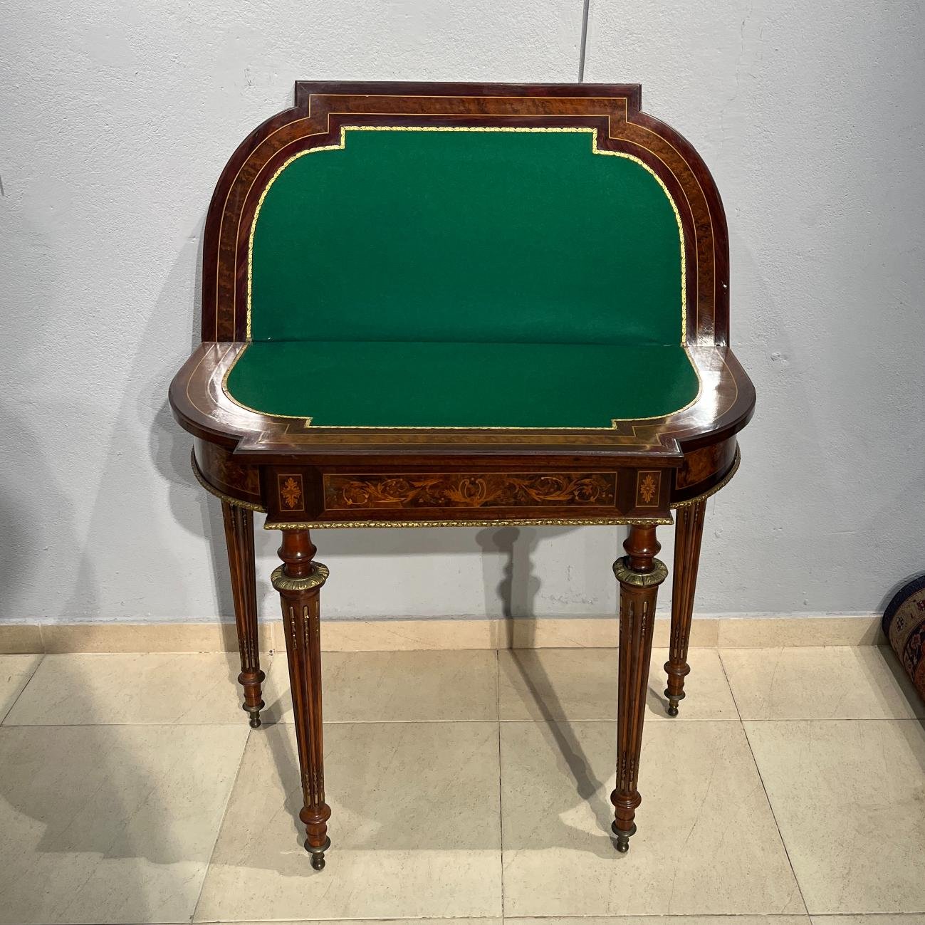 Mesa de juego tipo libro - Imagen 2