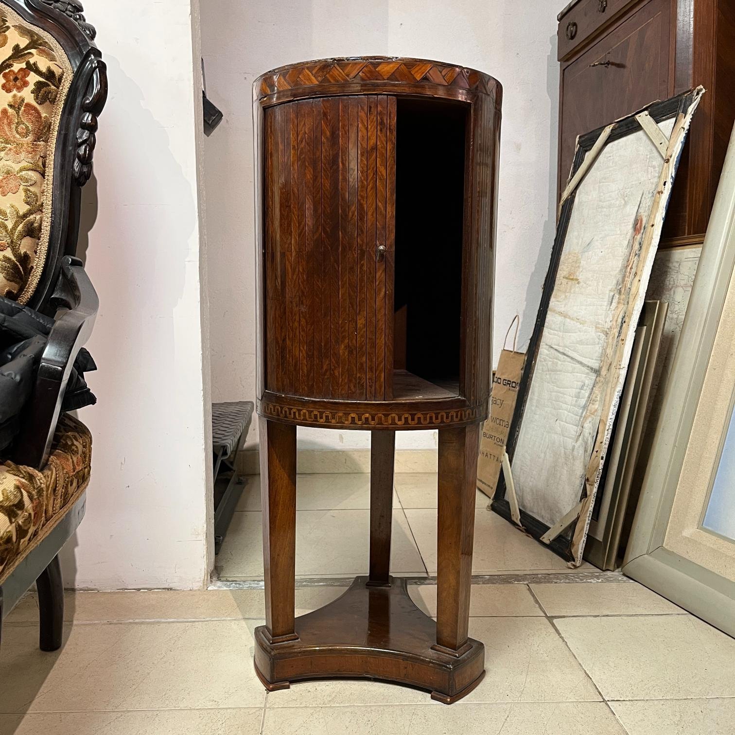 Mesa alemana tipo tambor