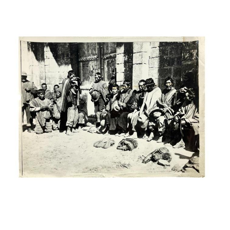 MARTÍN CHAMBI.
Indígenas del profundo Cuzco.