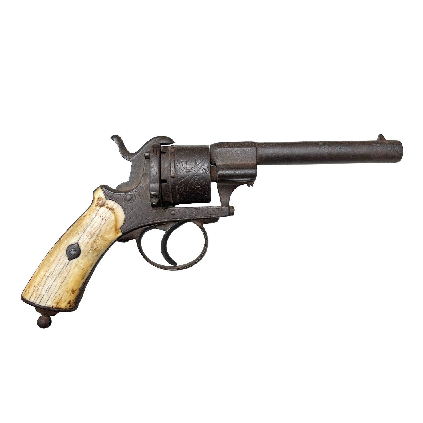 Revólver sistema Lefaucheux