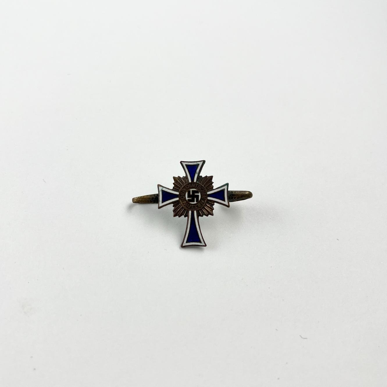 Prendedor alemán época nacionalsocialista