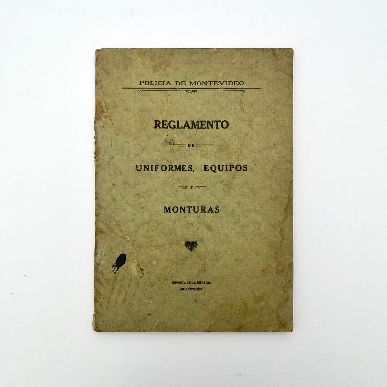 Reglamento de uniformes Policía de Montevideo