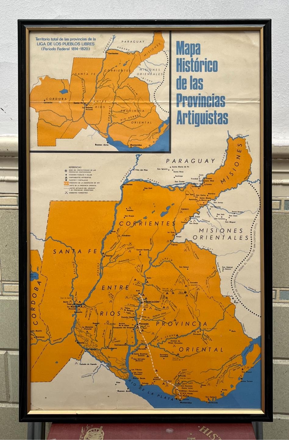 Dos afiches uruguayos