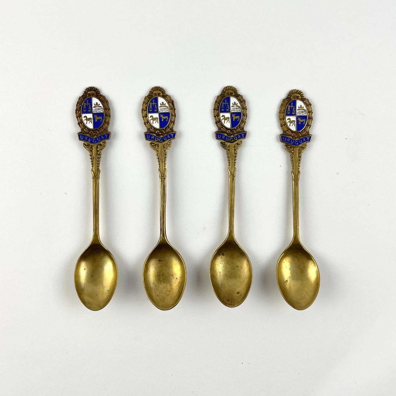 Cucharas "escudo de armas uruguayo"