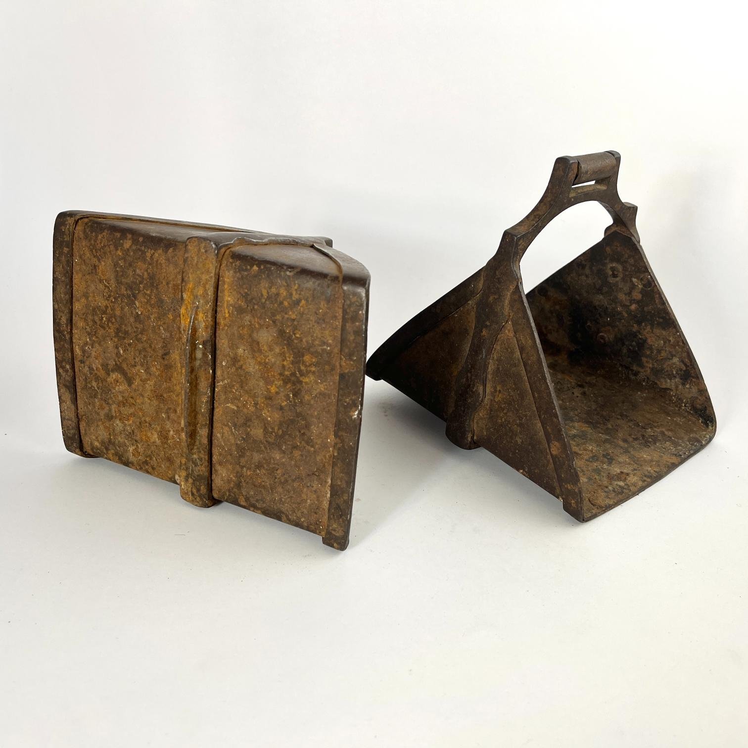 Par de estribos españoles - Imagen 2