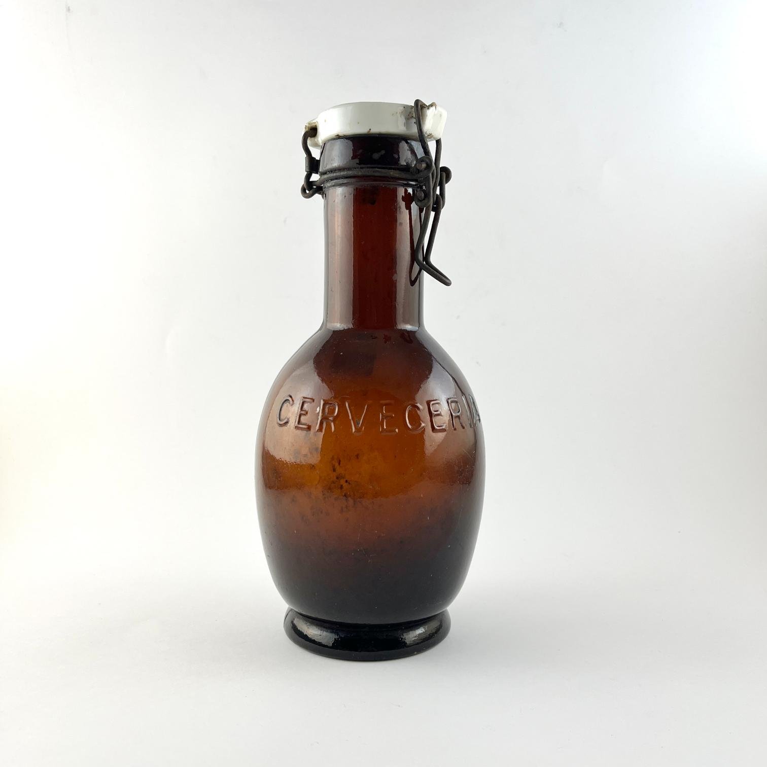 Botella "Cervecería Oriental"