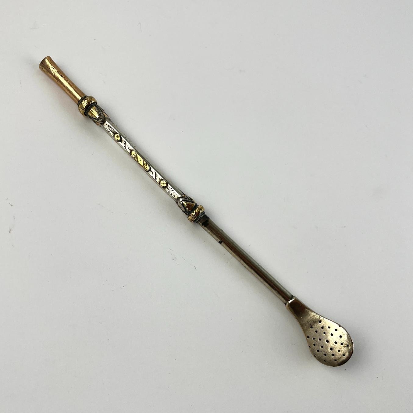 Bombilla en plata y oro