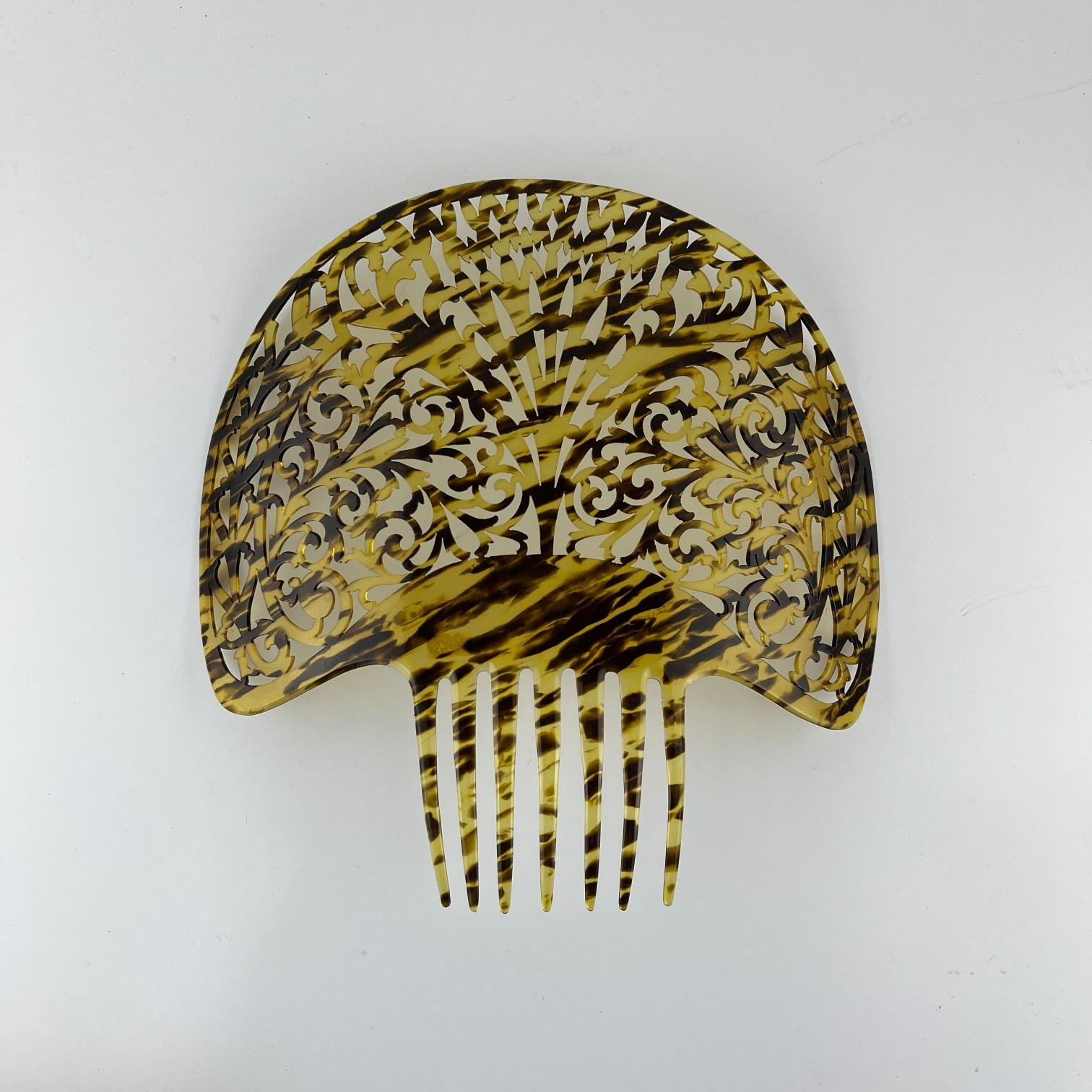 Peinetón en celuloide