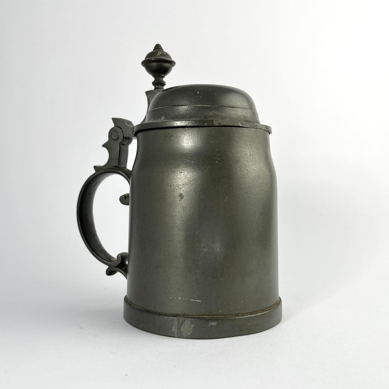 Tankard en peltre