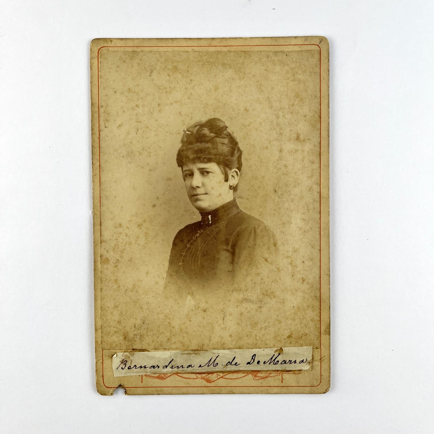 Fotografía gabinete "Bernardina Muñoz de De María"