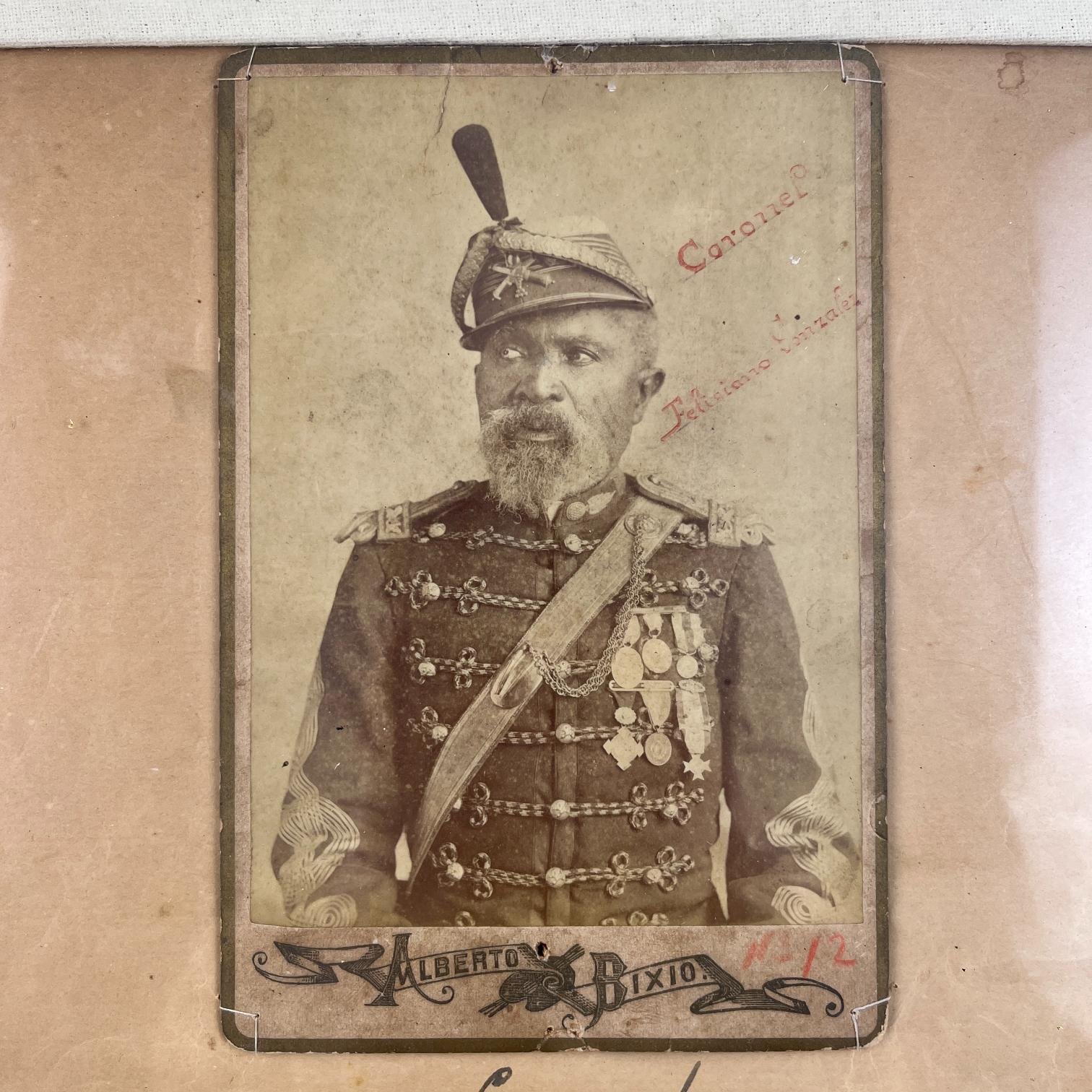 Fotografía gabinete "Feliciano Gómez"