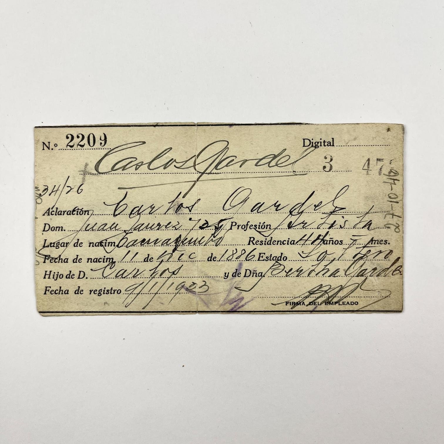 Documento "Carlos Gardel"