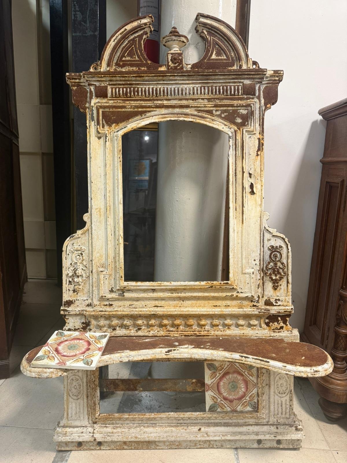 Marco hierro fundido