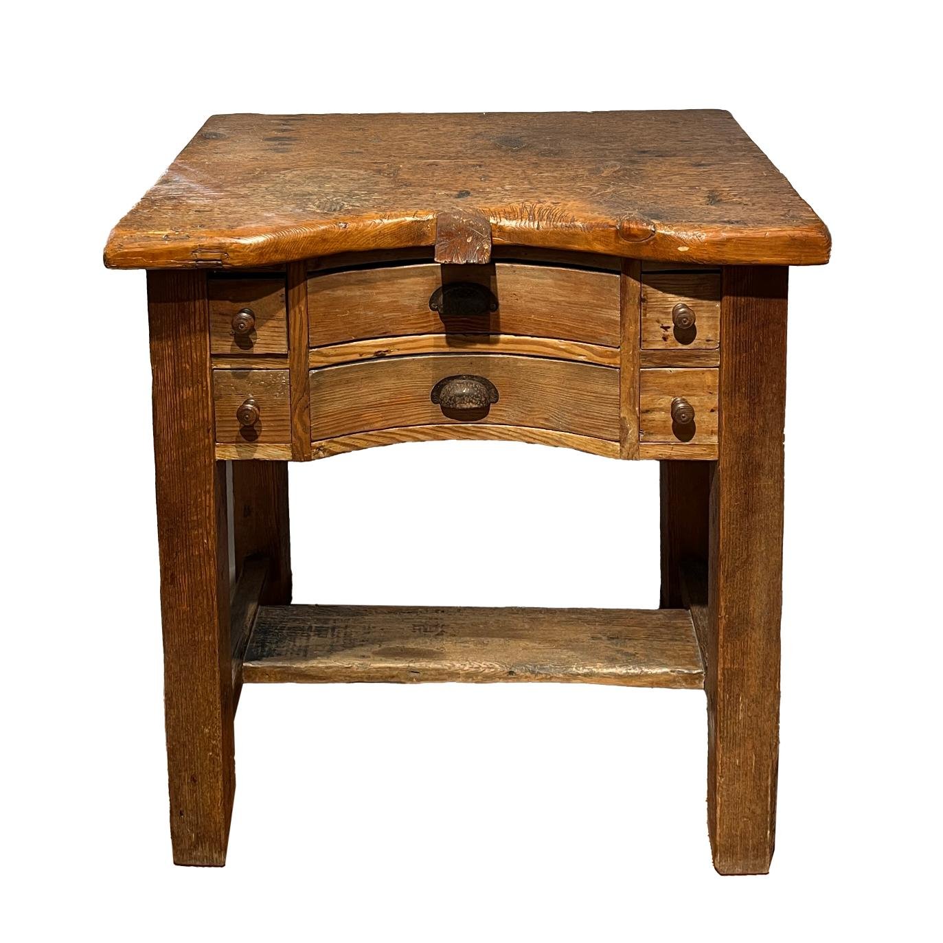 Mesa de la Joyería Freccero