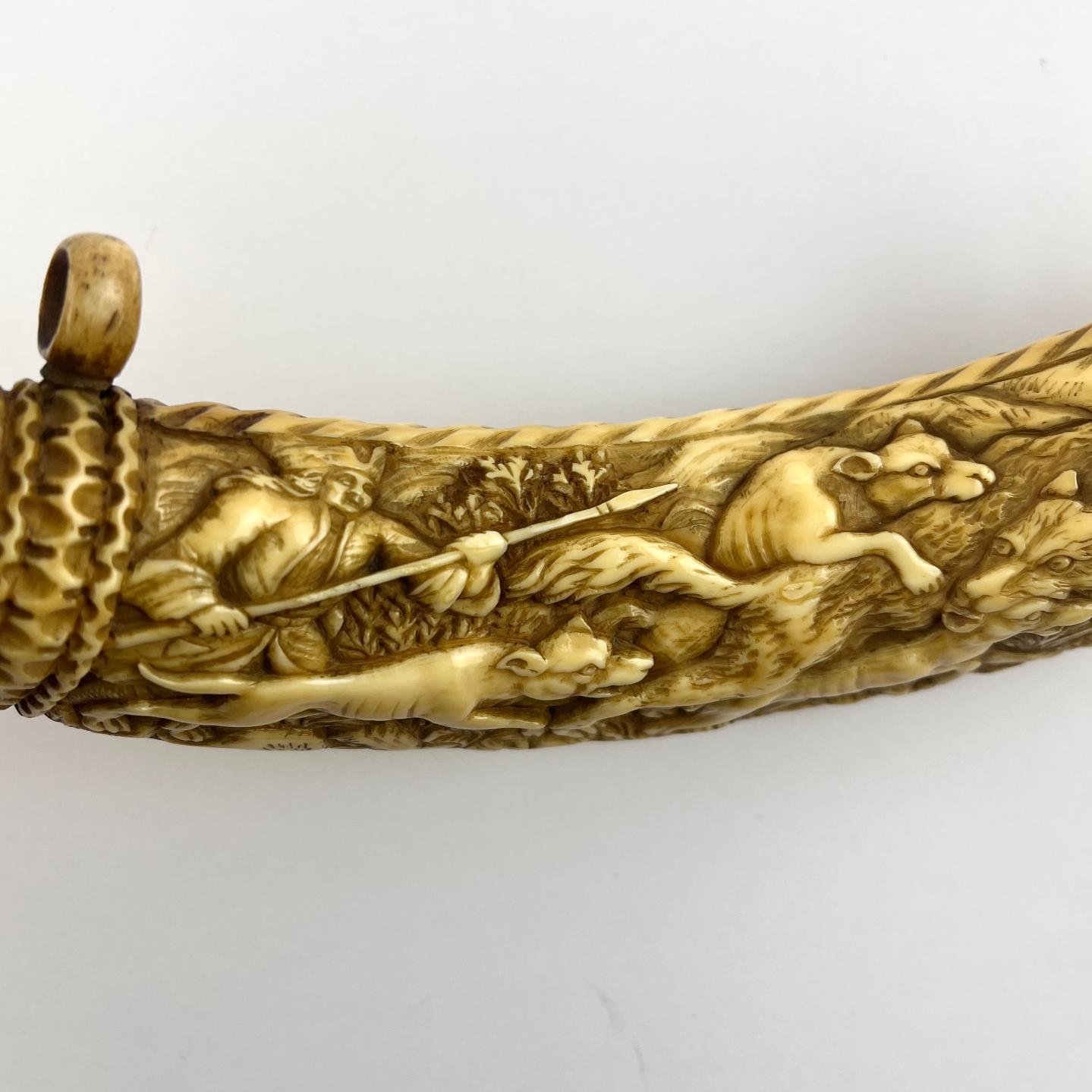 Polvorera ca. 1700 en colmillo de hipopótamo - Imagen 5